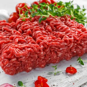 لحم عجل مفروم 1kg